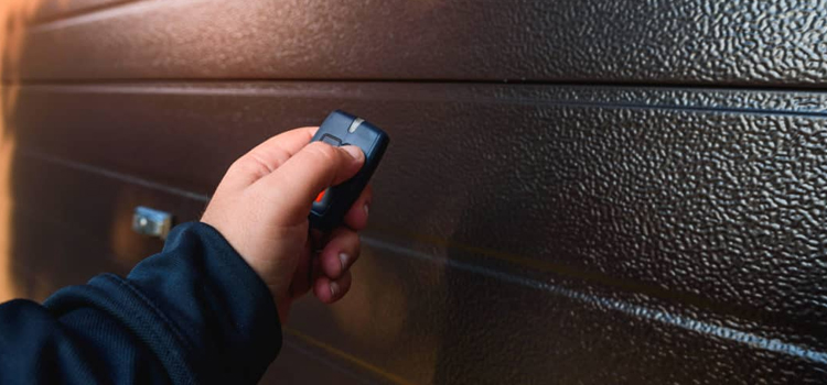 automatic door opener with remote control in San Juan Capistrano