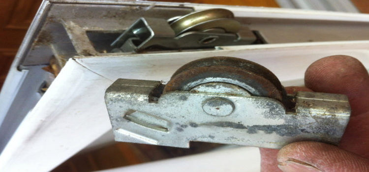 screen door roller repair in San Juan Capistrano