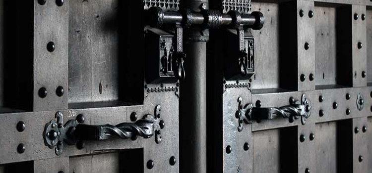 steel entry door repair in San Juan Capistrano